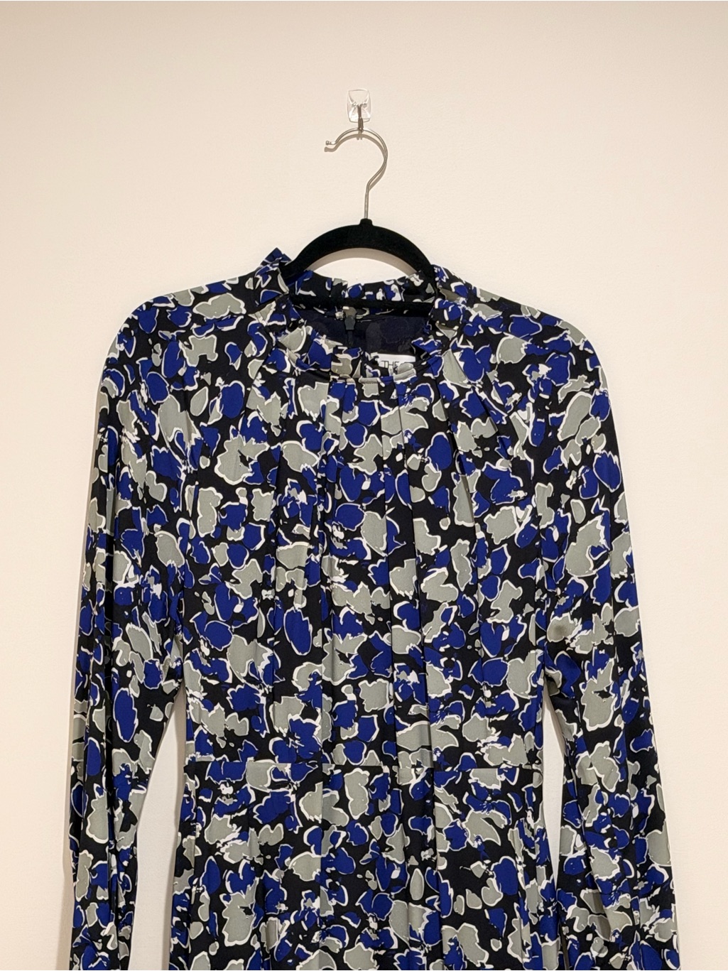 The Fold London - Nwt Lavinia Dress Navy Multicolour Abstract Print Silk — image 4 of 8